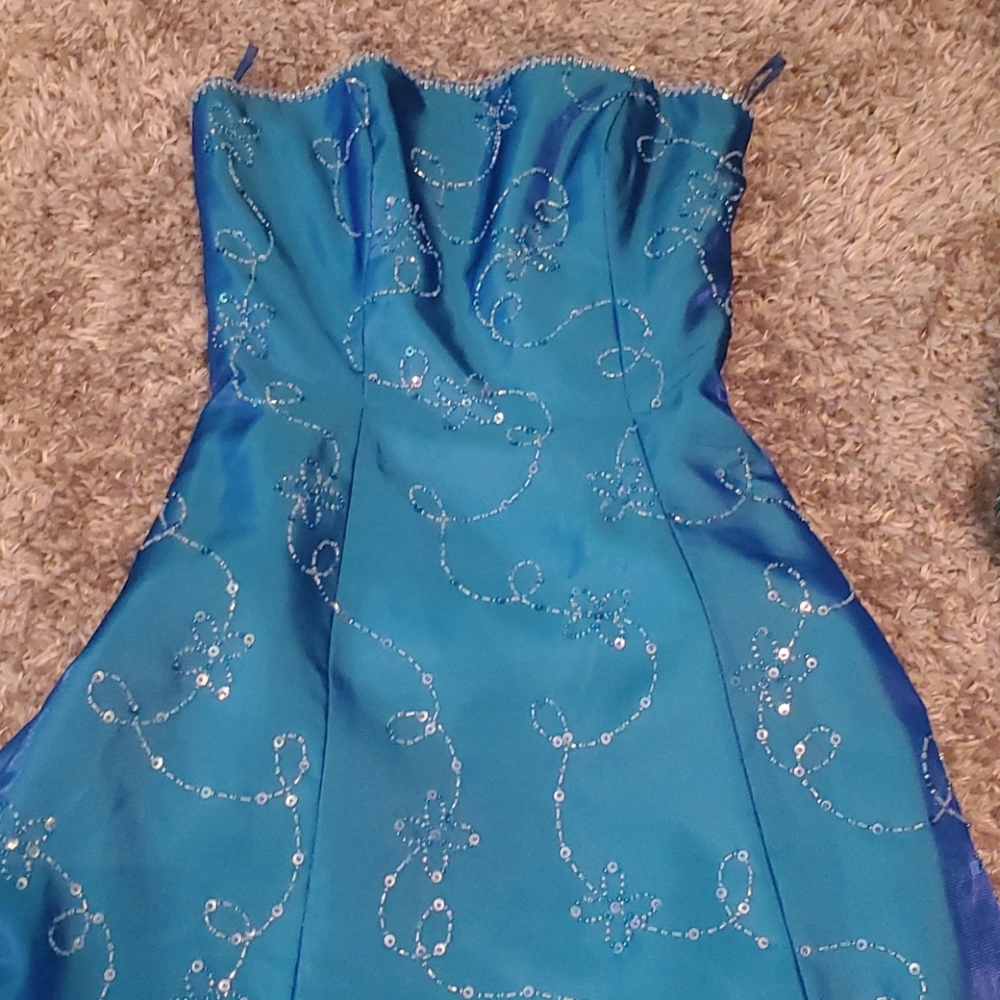Precious formal dress